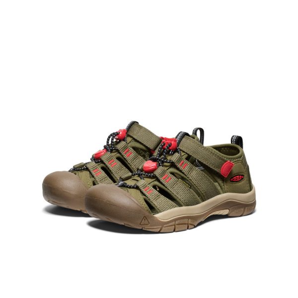 Big Kids' Newport H2  |  Martini Olive/Aura Orange
