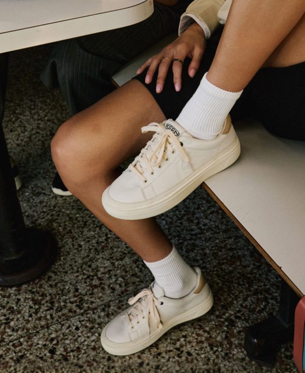 Women's KM1 Leather Sneaker  |  Vintage Indigo/Birch