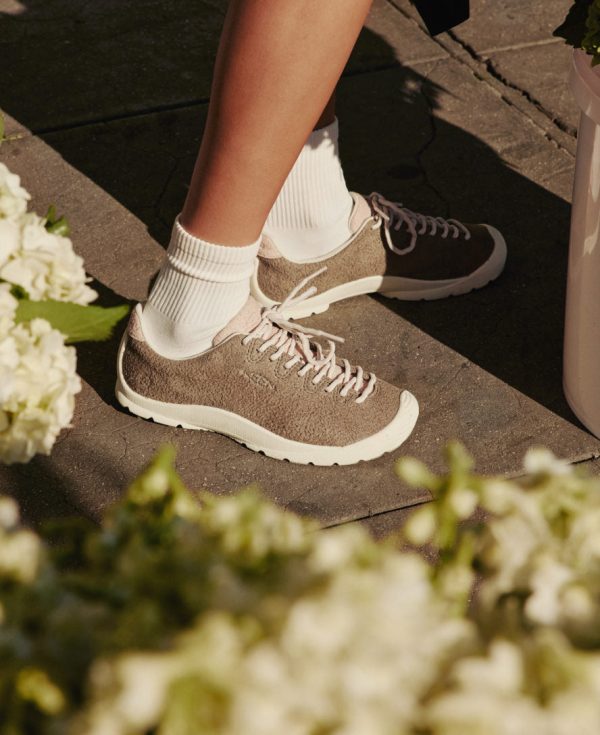 Women's Jasper KM Lite Sneaker  |  Brindle/Birch